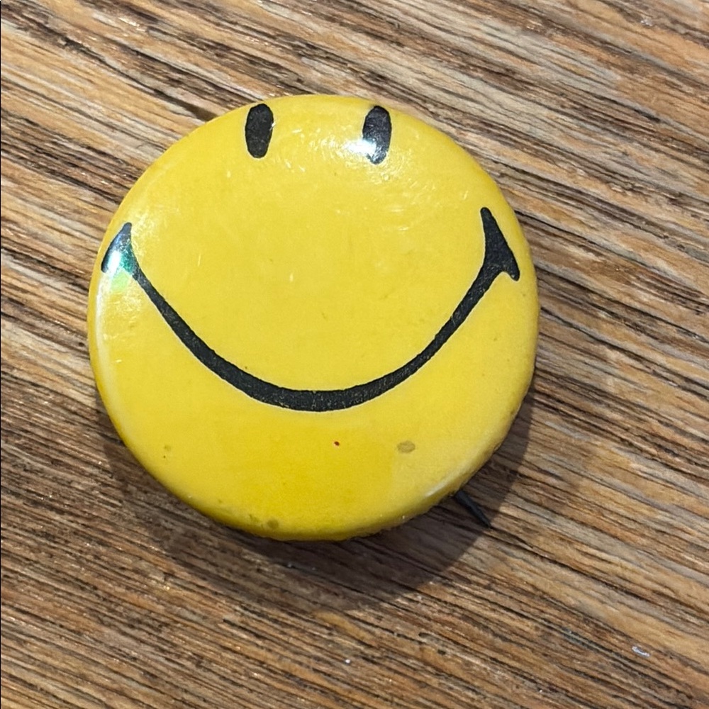 Vintage Yellow 1” Smiley Face Button